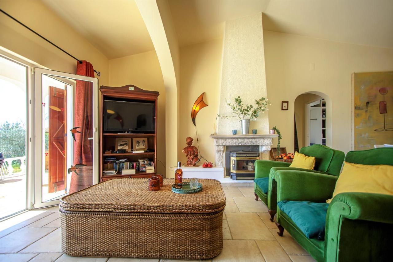Villa Yvonne,Private Pool,Private Parking 1,7 Km From The Beatch Albufeira Bagian luar foto