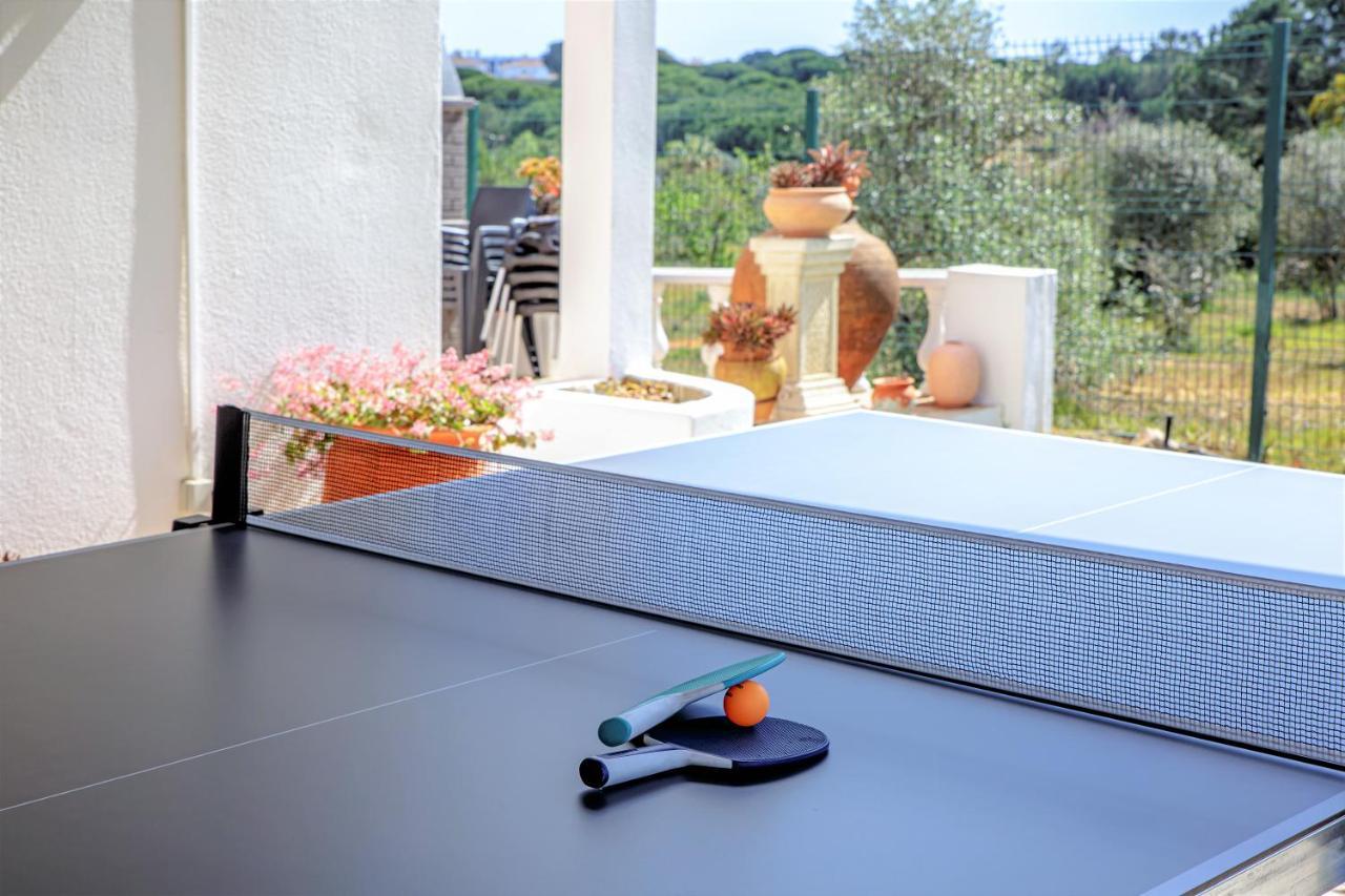 Villa Yvonne,Private Pool,Private Parking 1,7 Km From The Beatch Albufeira Bagian luar foto