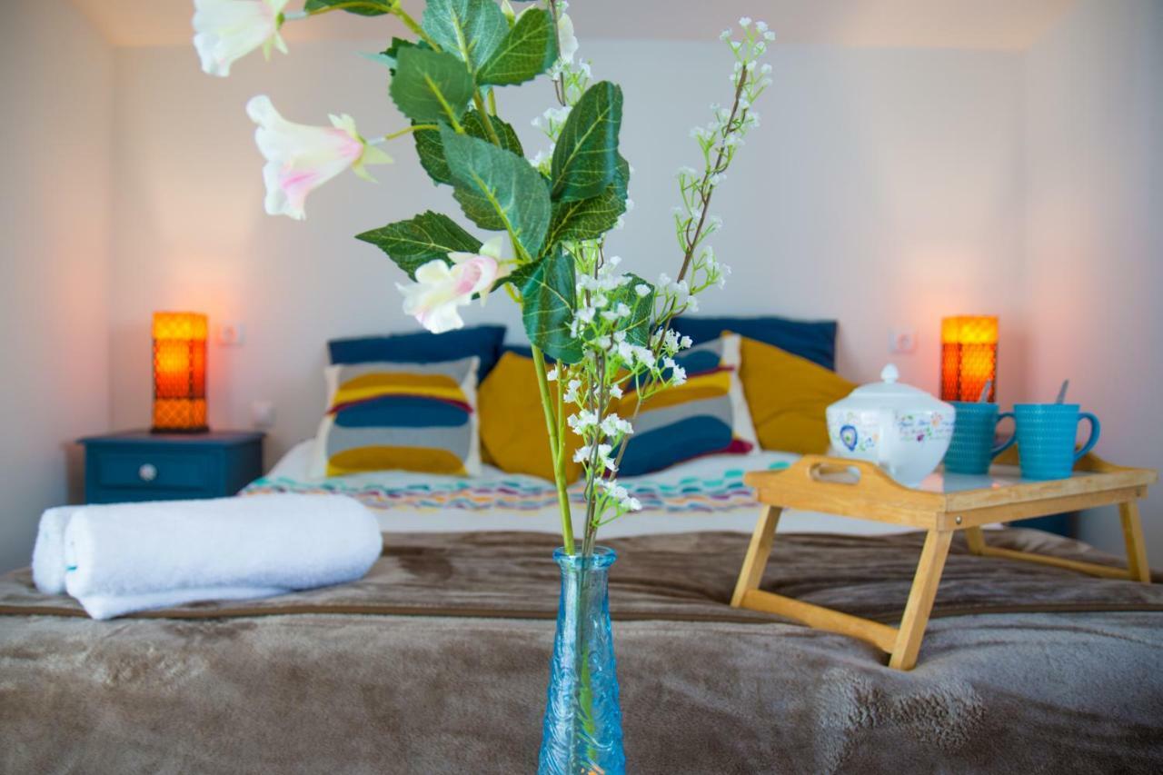Villa Yvonne,Private Pool,Private Parking 1,7 Km From The Beatch Albufeira Bagian luar foto
